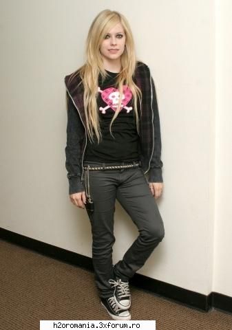 Avril Lavigne - just_add_h2o - Artisti Preferati