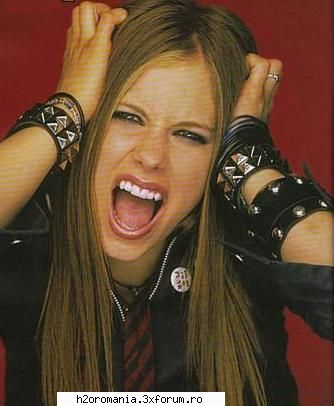 Ce melodie asculti in acest moment? - Aqm ascult o mel a lu Avril Lavigne My - Jocuri