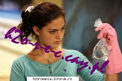 Galerie Foto (9) - Phoebe Tonkin/Cleo Sertori