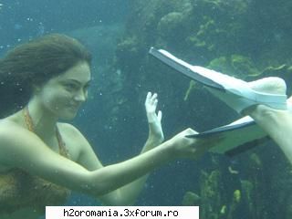 Galerie Foto (14) - Phoebe Tonkin/Cleo Sertori
