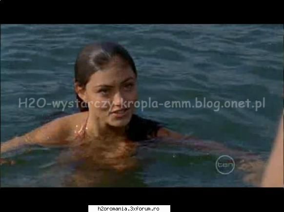 Galerie Foto - raluca - Phoebe Tonkin/Cleo Sertori