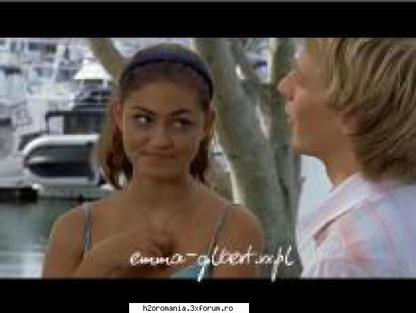 Galerie Foto - raluca - Phoebe Tonkin/Cleo Sertori