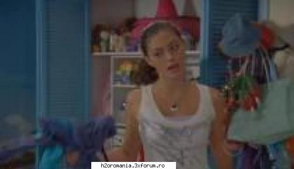 Galerie Foto - raluca - Phoebe Tonkin/Cleo Sertori
