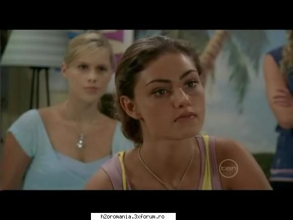 Galerie Foto - raluca - Phoebe Tonkin/Cleo Sertori