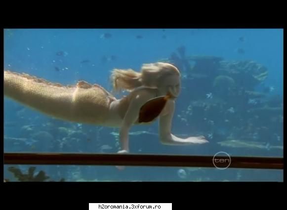 Galerie Foto - raluca - Claire Holt/Emma Gilbert