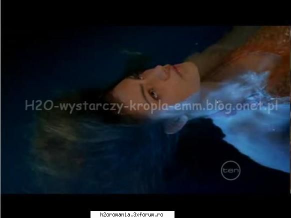 Galerie Foto - raluca - Phoebe Tonkin/Cleo Sertori