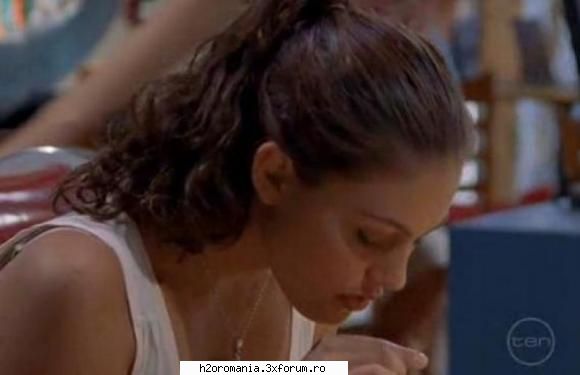 Galerie Foto - raluca - Phoebe Tonkin/Cleo Sertori
