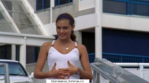 Galerie Foto - raluca - Phoebe Tonkin/Cleo Sertori