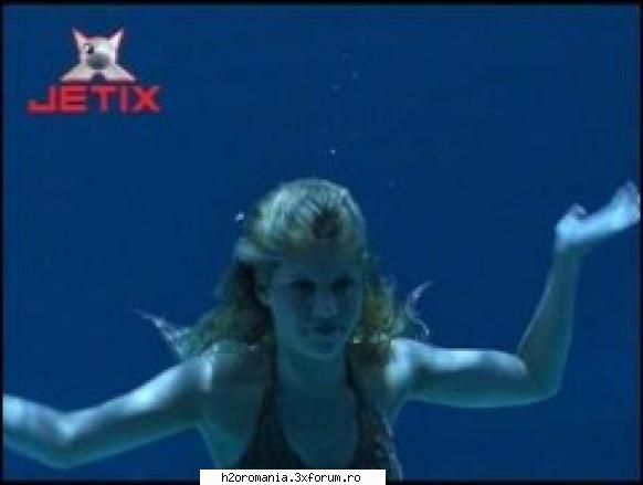 Galerie Foto - raluca - Claire Holt/Emma Gilbert