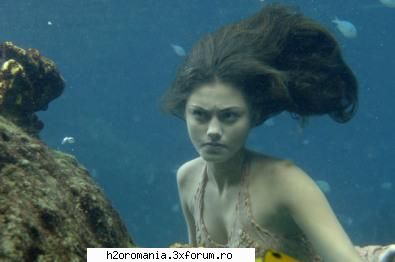 Galerie Foto - raluca - Phoebe Tonkin/Cleo Sertori