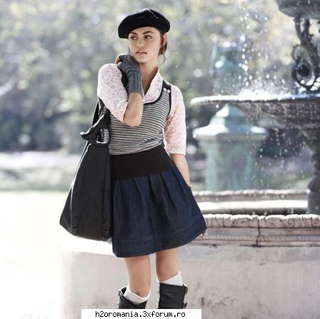 Galerie Foto - Iulya - Phoebe Tonkin/Cleo Sertori