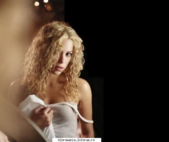 :cool: shakira