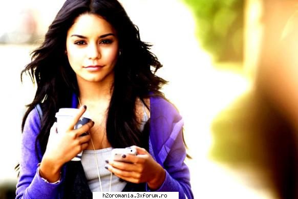 Vanessa Anne Hudgens - fяeakymєrmaid - Artisti Preferati