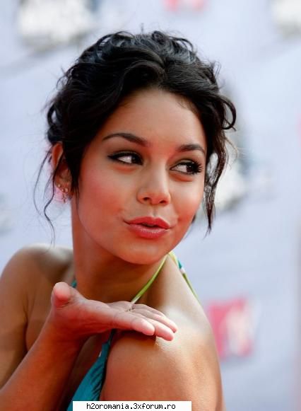 vanessa anne hudgens